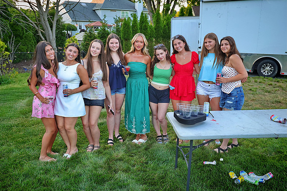 Grads 2 106