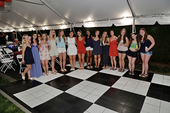Grads 2 211