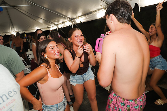 Grads 2 238