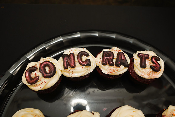 Grads 2 338