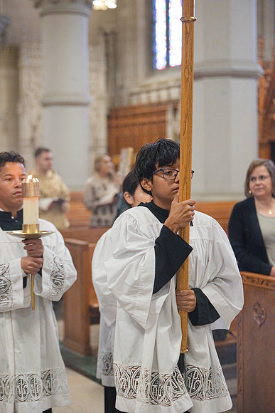 Nuns 10-03-26L 0011