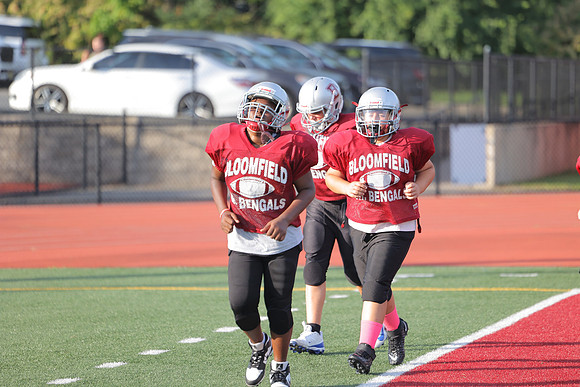 Football 09-10-26 124
