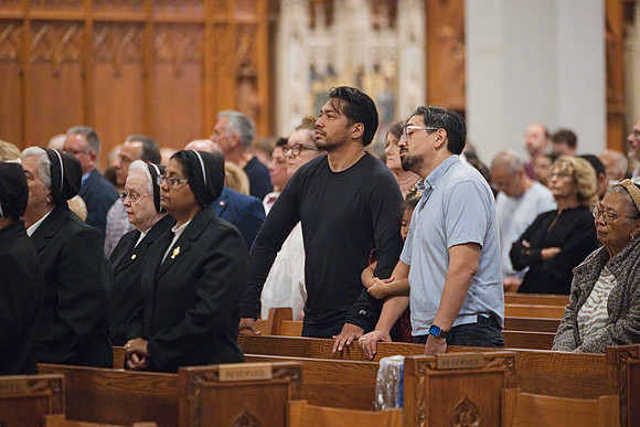 Nuns 10-03-26L 0164