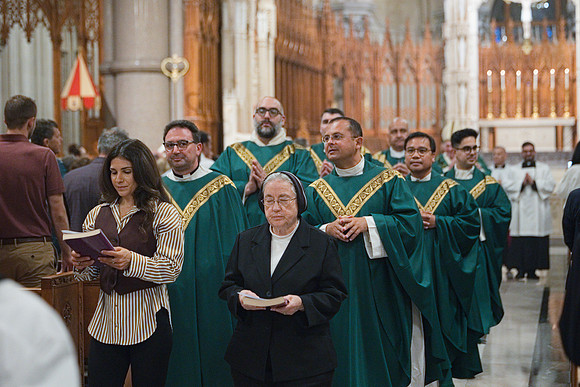 Nuns 10-03-26L 0288