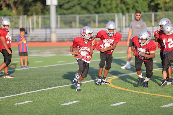 Football 09-10-26 195